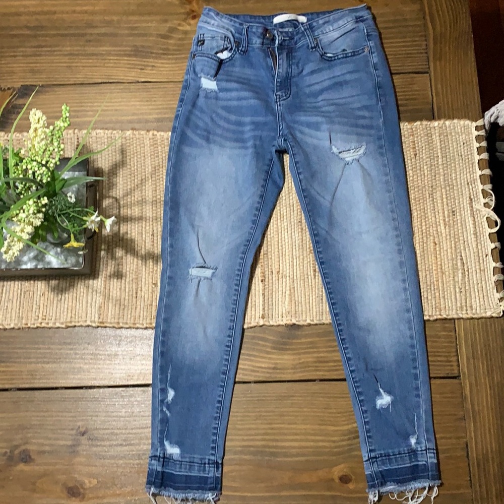 Kan Can Ripped Skinnies